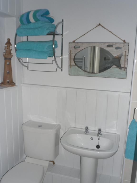 Claremont House Holiday Apartments Лландидно Номер фото